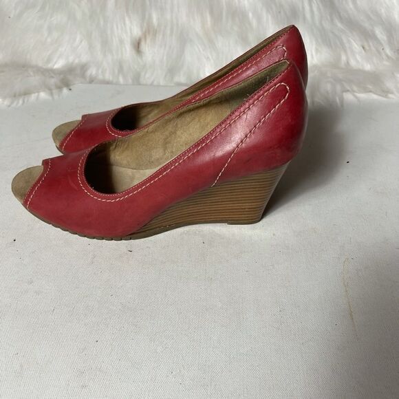 Aerosoles leather rustic red wedge peep toe slide on shoes size 12M - Picture 1 of 7